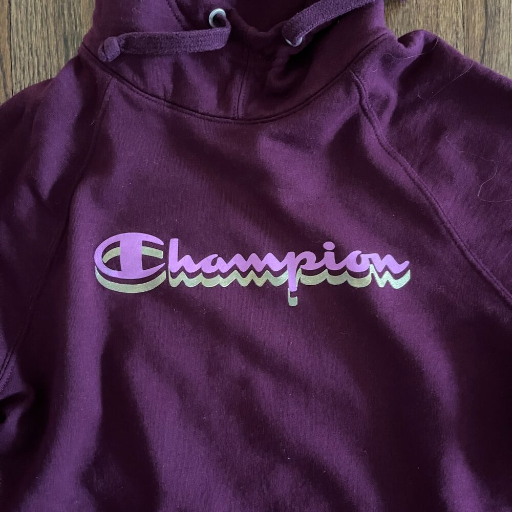 Champion Dark Berry Powerblend Logo Hoodie Cotton Blend Sweatshirt Athleisure M - Picture 6 of 7